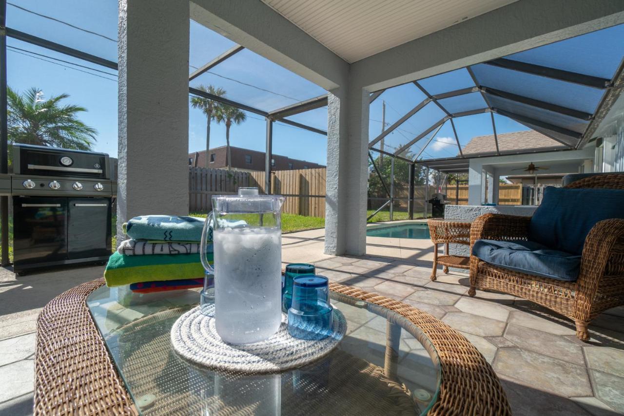 Oceanview Haven - 2Br Beach Townhome With Patio, Shared Heated Pool Steps From Paradise Beach Park! Melbourne Exterior photo